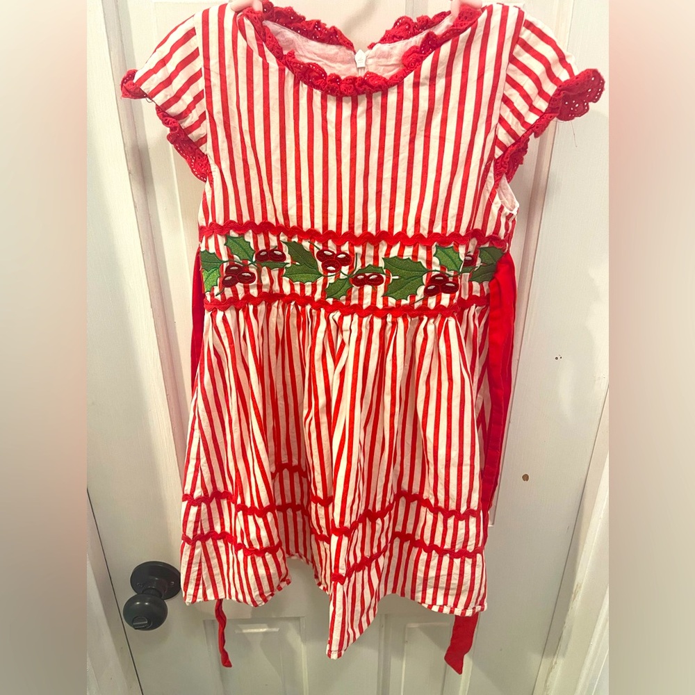 Olive Mae Holly dress size 5. Red and white striped.